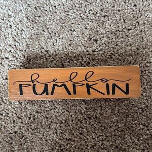Hello Pumpkin Wooden Decor
